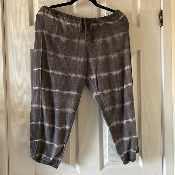 Chaser tie dyed reverse fleece cropped sweat pants - Picture 1 of 7